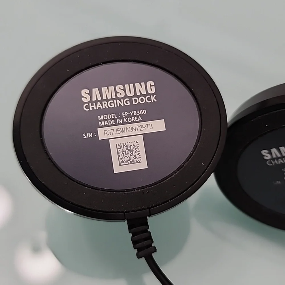 2 Samsung Charging Docks